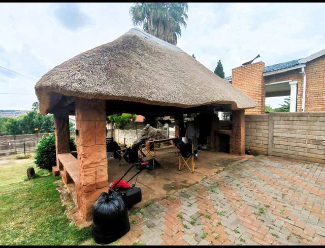3 BEDROOM HOUSE FOR SALE IN HEUWELOORD